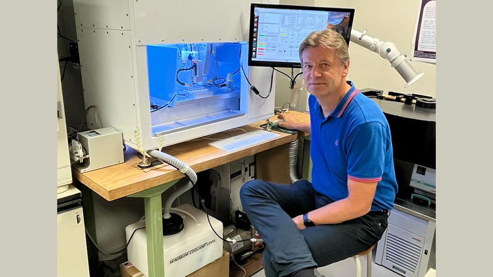 NS CNC at the Vrije Universiteit Brussel